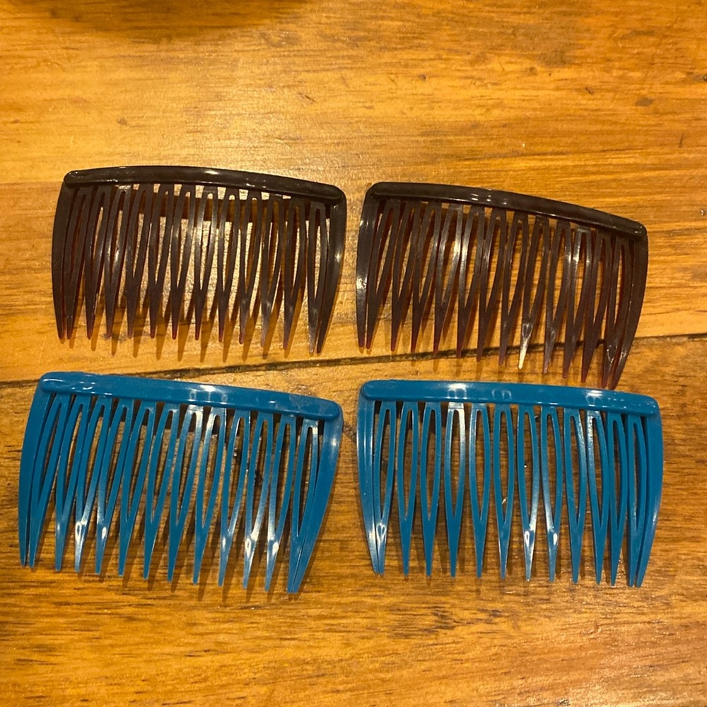 Vintage 1980’s hair side combs made in U.S.A. set of brown and set of blue